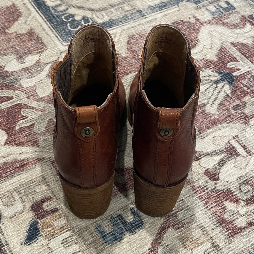 Söfft Women’s Brown Leather Ankle Boots - Classic Chelsea Block Heel - Picture 5 of 10